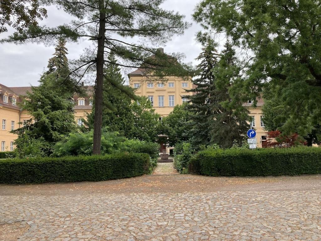 "Ferienwohnung Am Schloss" - Ferienwohnung Mit Blick Auf Das Barbyer Schloss, 5 Gehminuten Bis Zur Elbe Kültér fotó