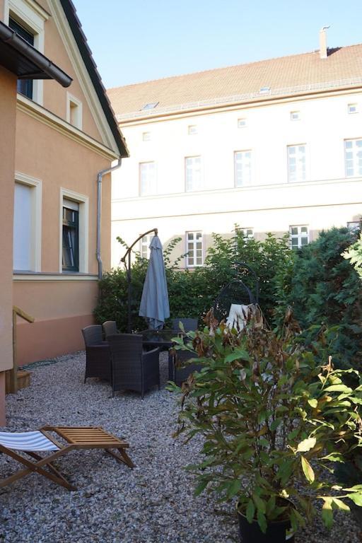 "Ferienwohnung Am Schloss" - Ferienwohnung Mit Blick Auf Das Barbyer Schloss, 5 Gehminuten Bis Zur Elbe Kültér fotó